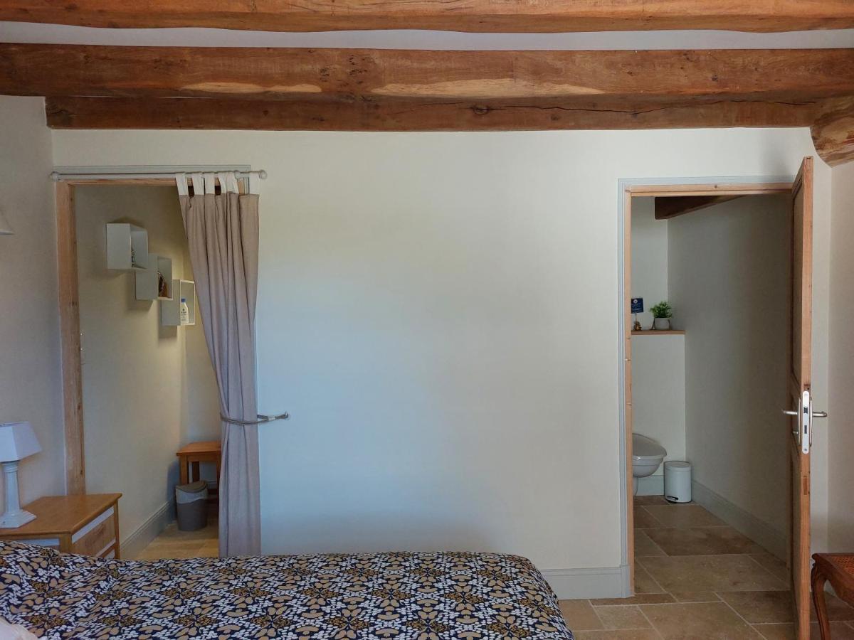 Suite De Charme Dans Une Maison Charentaise Cozes エクステリア 写真